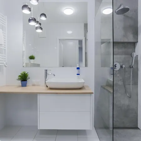 公寓 Blisko Starego Miasta Z Widokiem Na Marine 格但斯克