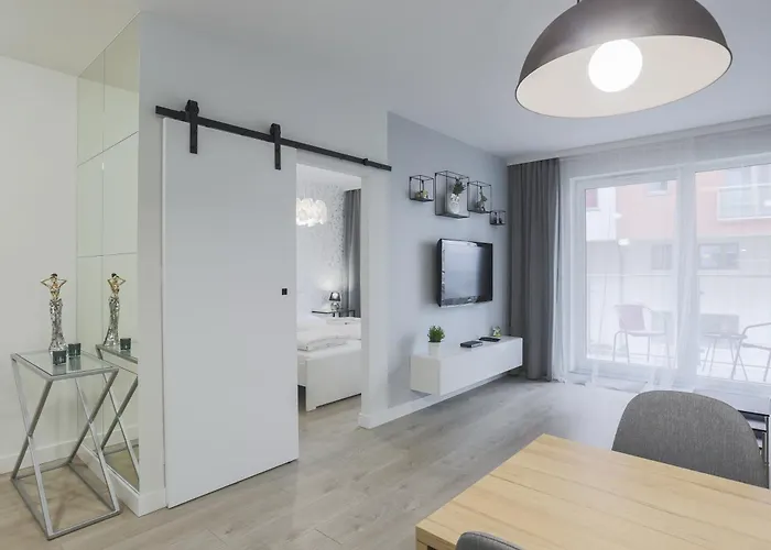 Blisko Starego Miasta Z Widokiem Na Marine Danzica